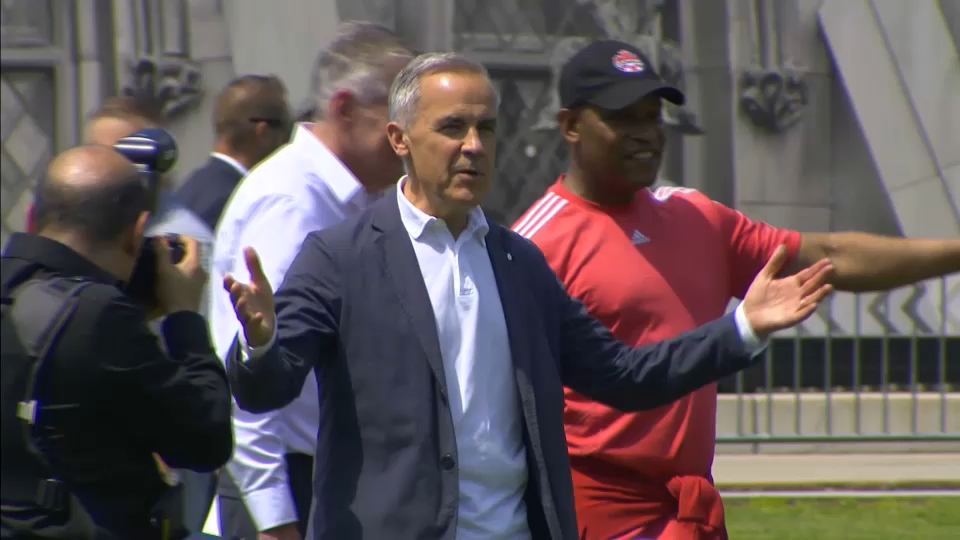 LIVE: PM Carney welcomes 2026 FIFA World Cup trophy to Canada
➡️ow.ly/Qwt650WiBoT

EN DIRECT : Le PM Carney accueille la coupe du monde de la FIFA 2026 au Canada
➡️ow.ly/CzAz50WiBoS

#cdnpoli | #polcan