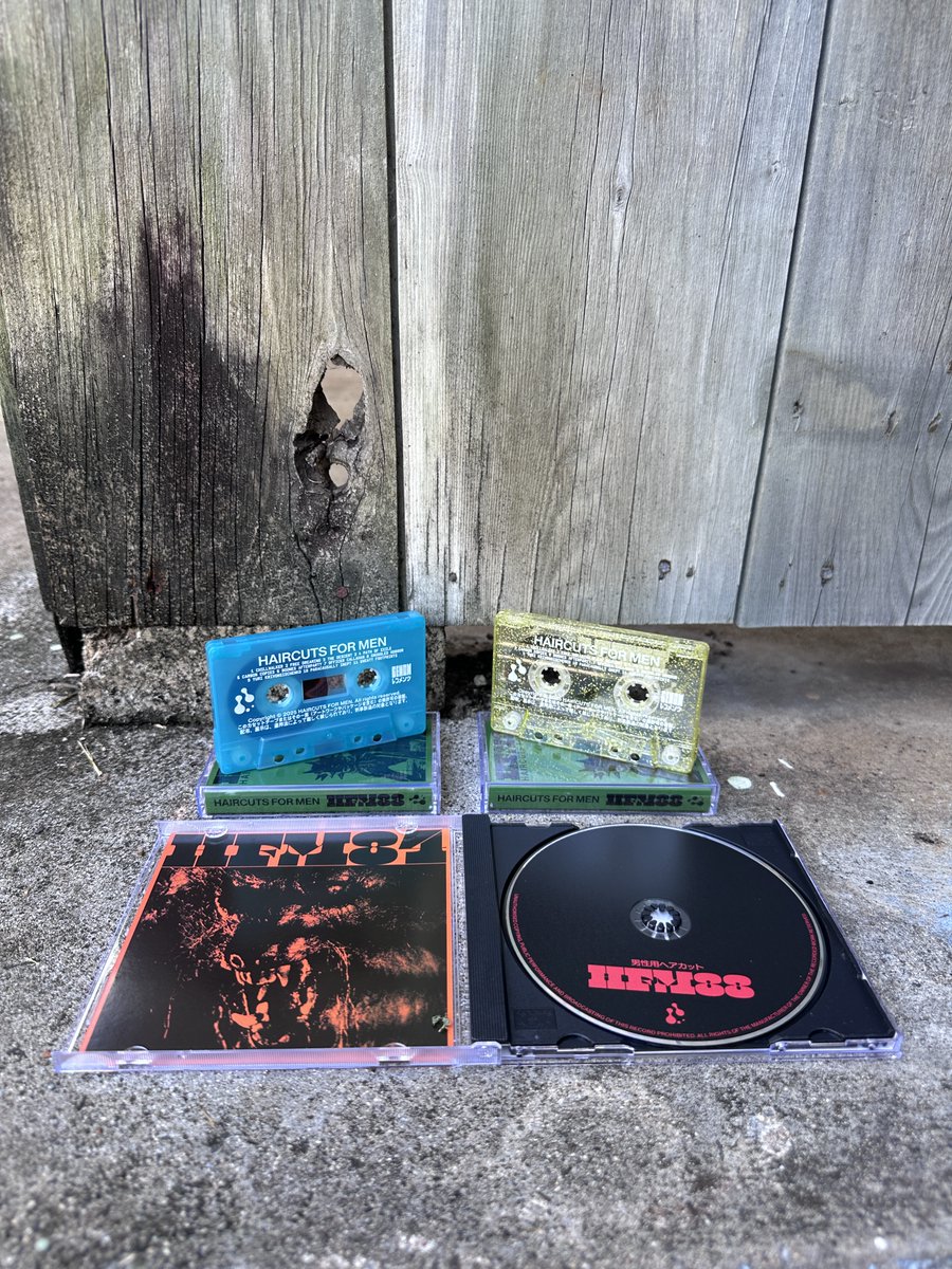 GENOMRecords's tweet image. dropping this FRIDAY (JULY 4TH, 9AM HST)
“HFM88” goes live.
2 CASSETTE COLORS (1 VARIANT)
+
COMPLETE BUNDLE
via genom records @
genomrecords.bandcamp.com