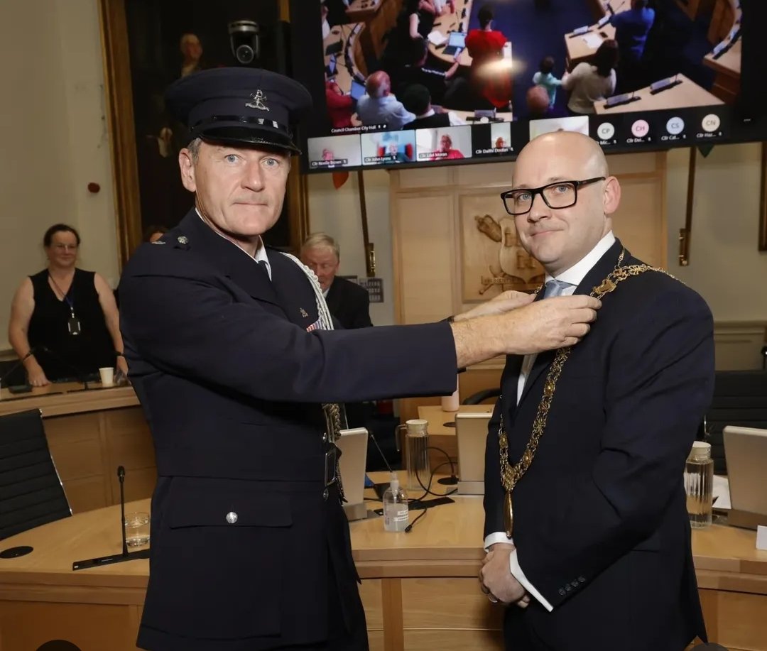 Sheriff YC (@sheriff_yc) on Twitter photo Congratulations to <a href="/RayMcAdam/">Cllr. Ray McAdam</a> on becoming the New Lord Mayor of Dublin
Everyone at Sheriff YC wishes you all the best in your new role ππ Congratulations to <a href="/RayMcAdam/">Cllr. Ray McAdam</a> on becoming the New Lord Mayor of Dublin
Everyone at Sheriff YC wishes you all the best in your new role ππ