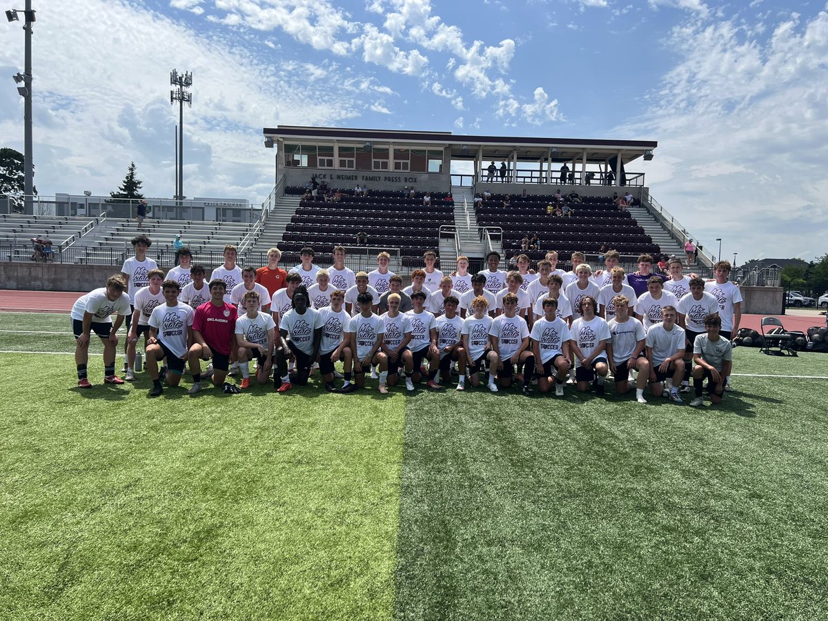 2-DAY ELITE ID CAMP✅👏🏽

We had a blast welcoming these amazing campers to our campus this weekend!

#BearCamps | #GoBears