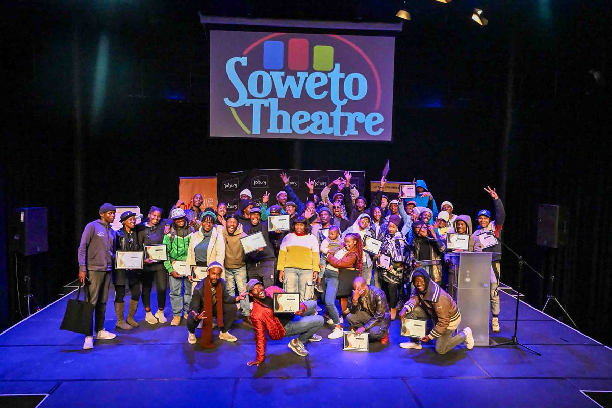 CMajorSA's tweet image. 🎭 Building sustainable careers in the arts starts with knowledge.
We supported a City of Joburg workshop that empowered creatives with tools in finance, contracts, risk &amp;amp; business strategy.

#CMajorProductions #CreativeEconomy #ArtsDevelopment #JoburgArts