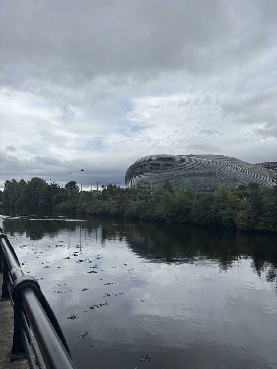 LxcsMlz's tweet image. So bin jetzt am Stadion, gleich EL-Finale mit dem Bayer. Hoffentlich holt Alonso das Triple #B04 #europaleaguefinal