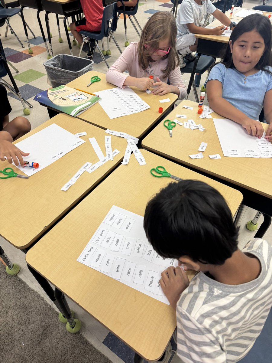 Molly Russell tweet media