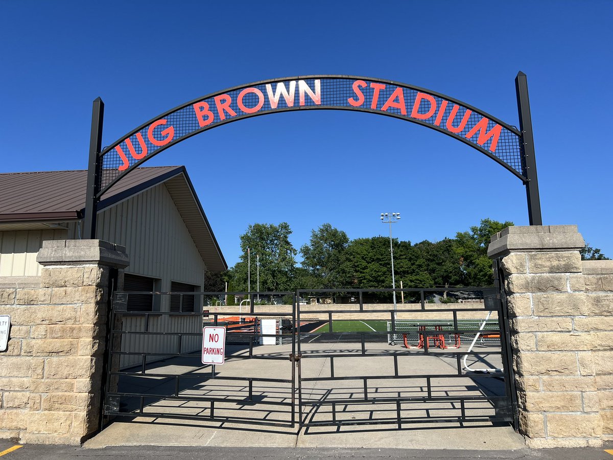 PrepRunningNerd's tweet image. Continuing my summer tour of high school tracks, I stopped by Jug Brown Stadium in Falls City on Friday. Completed in 1942 through the Works Project Administration (the 1939-1943 successor to the Depression-era Works Progress Administration), the grandstand and perimeter wall are…