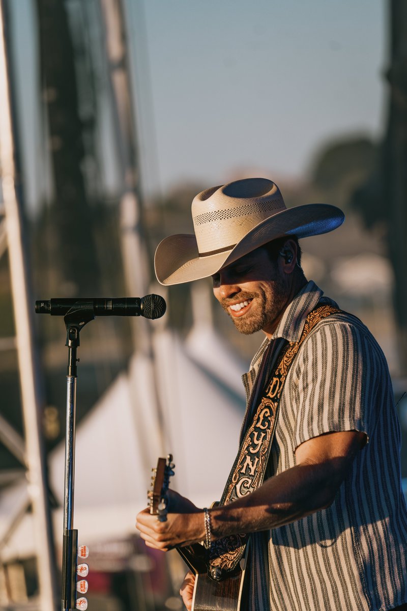 Dustin Lynch (@dustinlynch) on Twitter photo Nevada and Cali brought the heat! Thanks for a killer weekend. Y’all ready to celebrate the holiday weekend at Encore Beach Club on Friday and <a href="/RoostertailFest/">Roostertail Music Festival</a> on Saturday?! dustinlynchmusic.com Nevada and Cali brought the heat! Thanks for a killer weekend. Y’all ready to celebrate the holiday weekend at Encore Beach Club on Friday and <a href="/RoostertailFest/">Roostertail Music Festival</a> on Saturday?! dustinlynchmusic.com