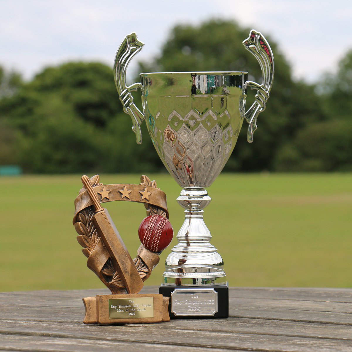 The Roy Simpson MBE Foundation (@roysimpsonfdn) on Twitter photo We’ve got 1️⃣ spot available for a lucky fan to take part in Sunday’s Charity Cricket Match!
❓ Choose your team
🏏 Open batting or bowling
👕 Match shirt signed by all the players
Auction is open now - bidding starts at £75!
Email your bid to info@roysimpsonfoundation.org.uk We’ve got 1️⃣ spot available for a lucky fan to take part in Sunday’s Charity Cricket Match!
❓ Choose your team
🏏 Open batting or bowling
👕 Match shirt signed by all the players
Auction is open now - bidding starts at £75!
Email your bid to info@roysimpsonfoundation.org.uk