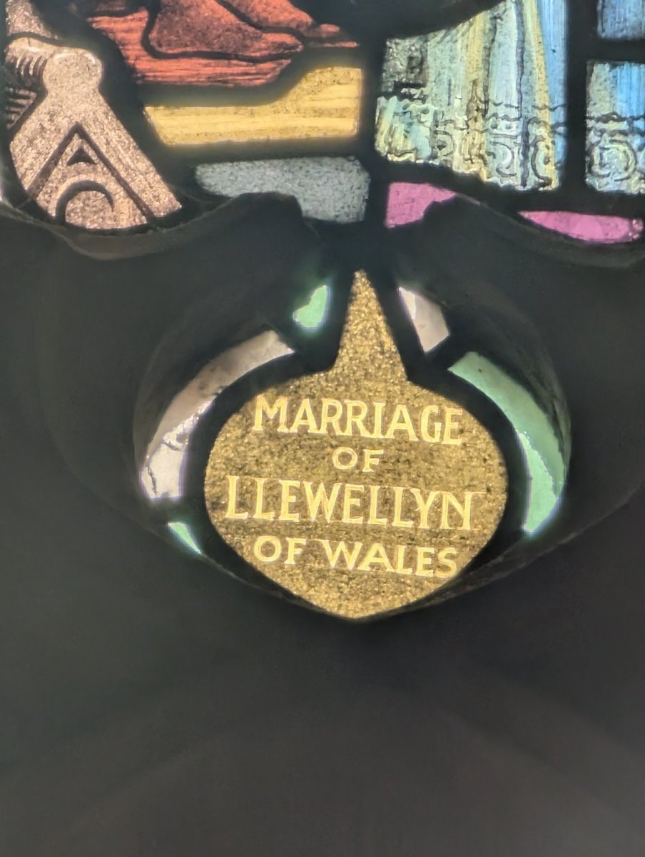 Dylan's Tours of Wales (@toursofwales) on Twitter photo Great weekend in #Worcester following the footsteps of #LlywelynapGruffudd who married #EleanordeMontford at <a href="/WorcCathedral/">Worcester Cathedral</a> in 1278
Marriage took place at cathedral's entrance and depicted inside on stained glass window Great weekend in #Worcester following the footsteps of #LlywelynapGruffudd who married #EleanordeMontford at <a href="/WorcCathedral/">Worcester Cathedral</a> in 1278
Marriage took place at cathedral's entrance and depicted inside on stained glass window