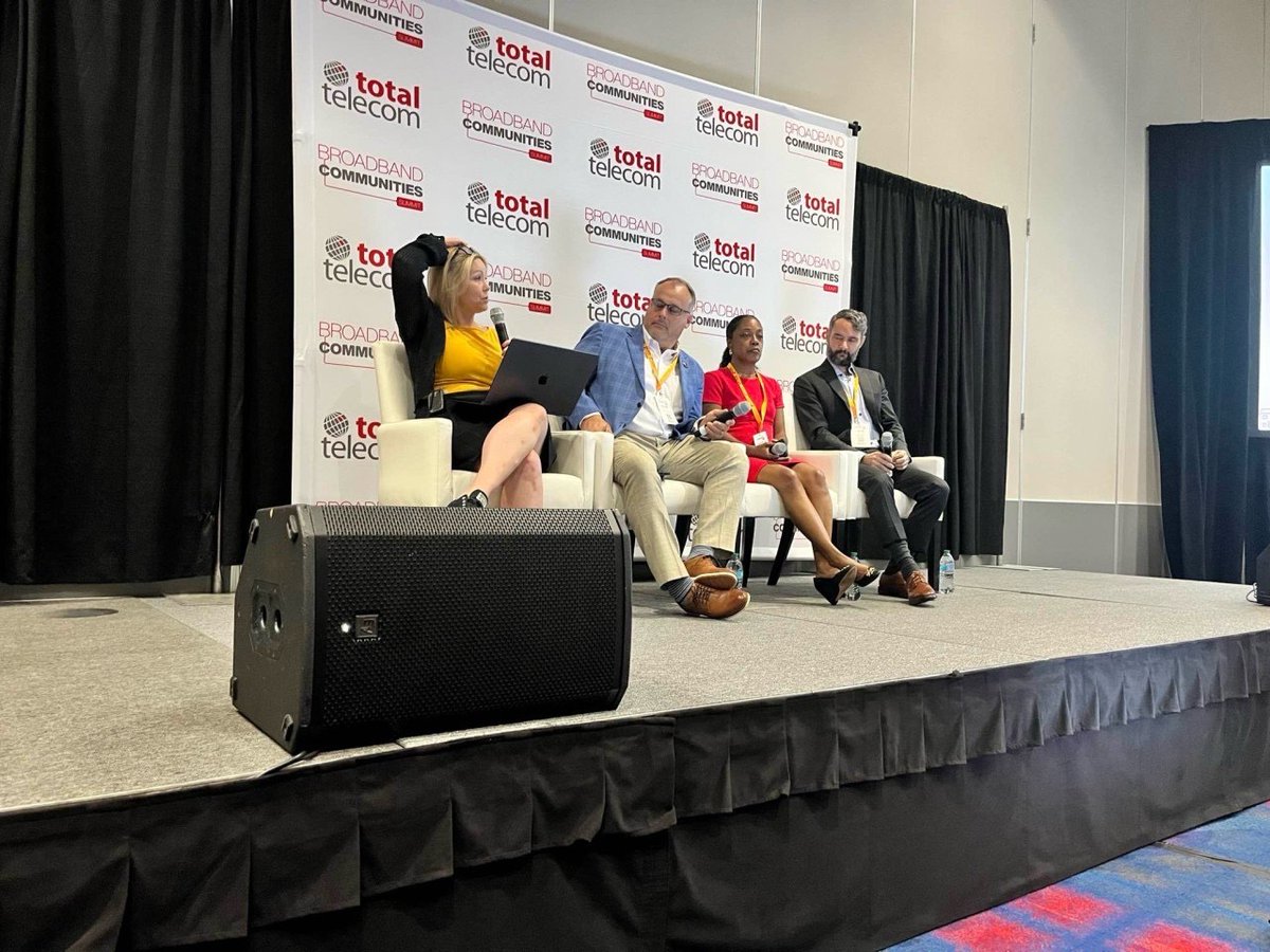 US Ignite (@us_ignite) on Twitter photo Pic from last week when our CEO, Nick Maynard participated in the "Building Digital Skills: How to Approach AI" panel at the Broadband Communities Summit. The panelists talked about building a community approach to AI.
#AI #bbcs #digitalskills #ethicalai <a href="/the_drnick/">Nick Maynard</a> <a href="/bbcmag/">BroadbandCommunities</a> Pic from last week when our CEO, Nick Maynard participated in the "Building Digital Skills: How to Approach AI" panel at the Broadband Communities Summit. The panelists talked about building a community approach to AI.
#AI #bbcs #digitalskills #ethicalai <a href="/the_drnick/">Nick Maynard</a> <a href="/bbcmag/">BroadbandCommunities</a>