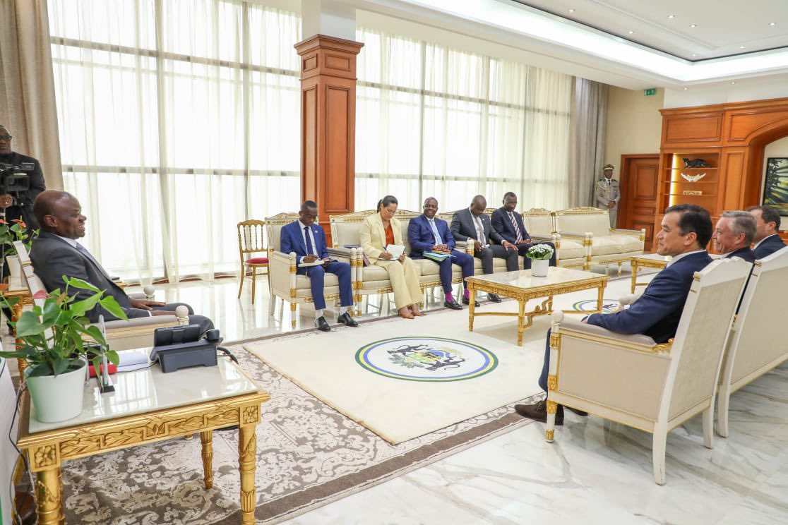 Le Président de la République, S. E. <a href="/oliguinguema/">Brice Clotaire Oligui Nguema</a>, a reçu ce 30 juin 2025 le Président de Perenco, M. <a href="/PerrodoFrancois/">Francois Perrodo</a> m, venu faire le point sur les activités du groupe au Gabon. 

Le Chef de l’État a salué l’intensification des opérations et appelé à renforcer l’exploration