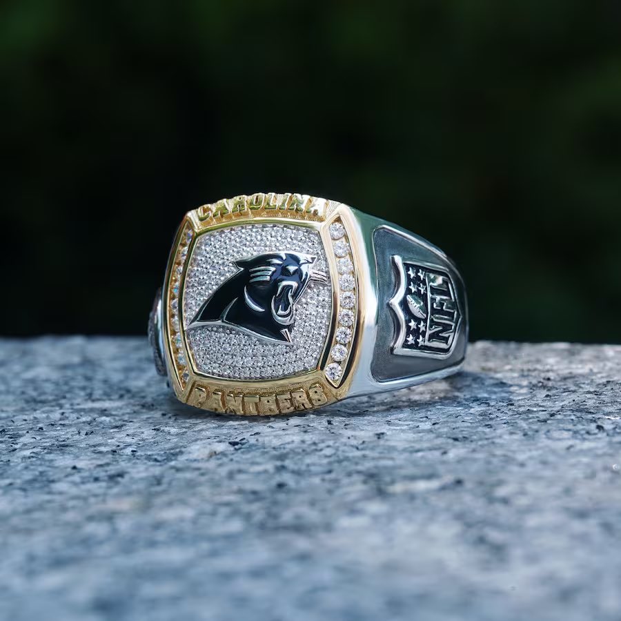 Fiancée: find a ring you like.

Me: I already have one in mind.