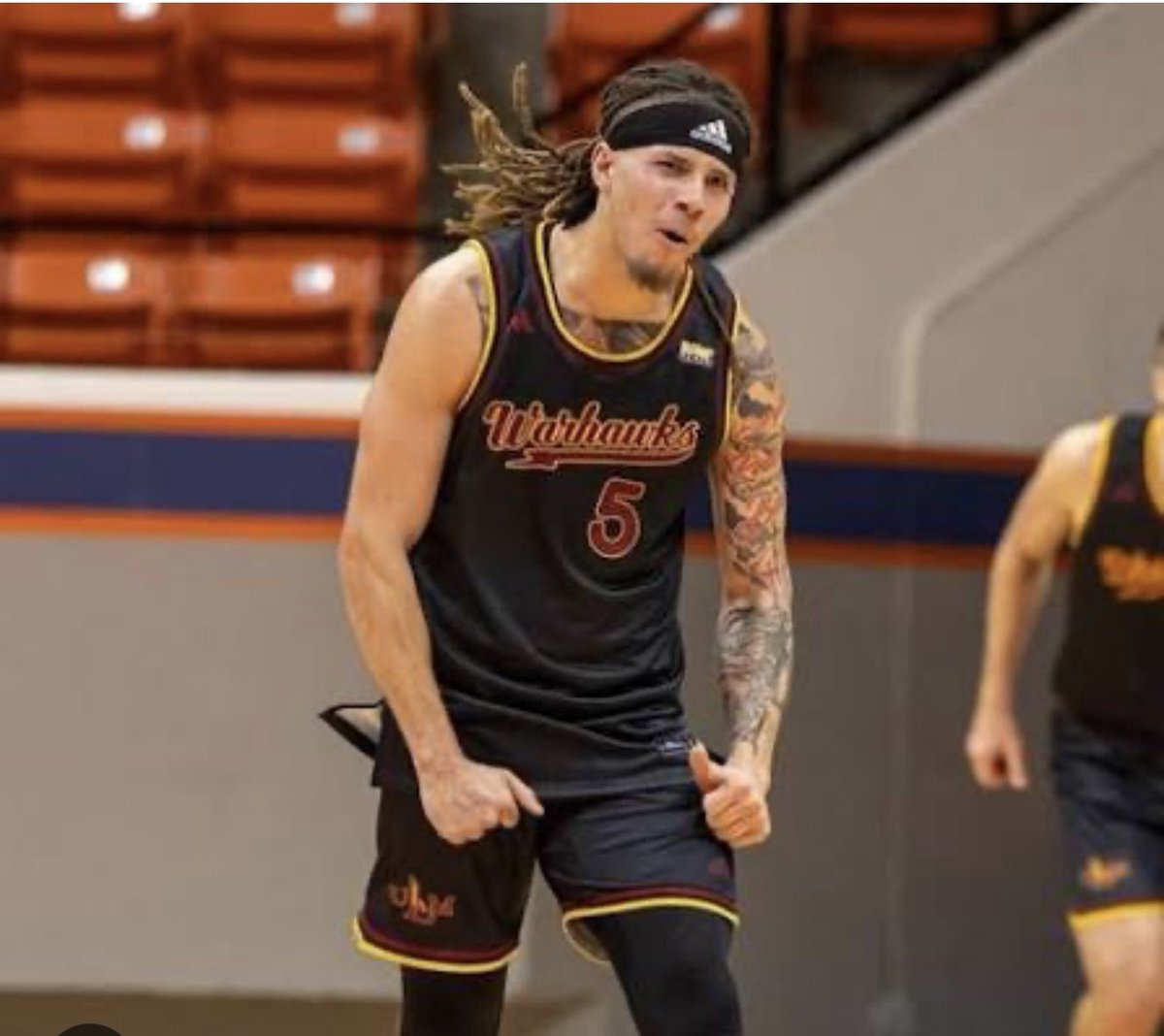 Ian Edmond (@ianedmond2027) on Twitter photo After a great weekend at JSE top 100 team camp and a great conversation with Coach Cunningham and his staff I am blessed and honored to receive my first D1 offer from @ulm_mbb‼️
<a href="/ZHSBasketball_/">Zachary Basketball</a>
<a href="/cpt_tatum/">Donald Tatum</a>
<a href="/Louisiana_Hoops/">Clifton Dixon</a>
<a href="/MikeCoppage1/">Mike Coppage</a>
<a href="/GradyMajors/">Grady Majors</a> After a great weekend at JSE top 100 team camp and a great conversation with Coach Cunningham and his staff I am blessed and honored to receive my first D1 offer from @ulm_mbb‼️
<a href="/ZHSBasketball_/">Zachary Basketball</a>
<a href="/cpt_tatum/">Donald Tatum</a>
<a href="/Louisiana_Hoops/">Clifton Dixon</a>
<a href="/MikeCoppage1/">Mike Coppage</a>
<a href="/GradyMajors/">Grady Majors</a>