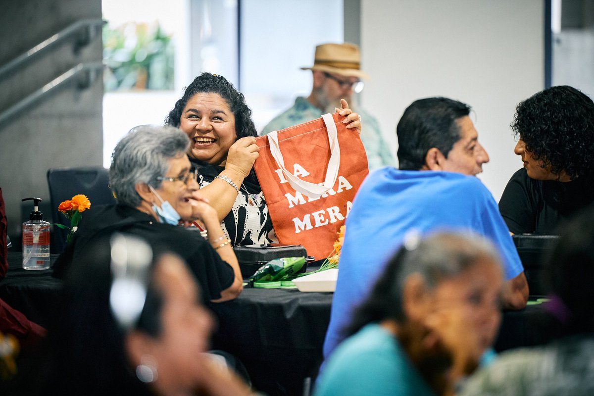 We recently celebrated the impactful work of the #CommunityNavigatorProgram and the #SafePassageProgram in the #WashingtonNeighborhood in #LongBeach.  18 volunteers were recognized for their hard work &amp; service in the community! Congratulations🥳👏

📸 bit.ly/44p9sDt
