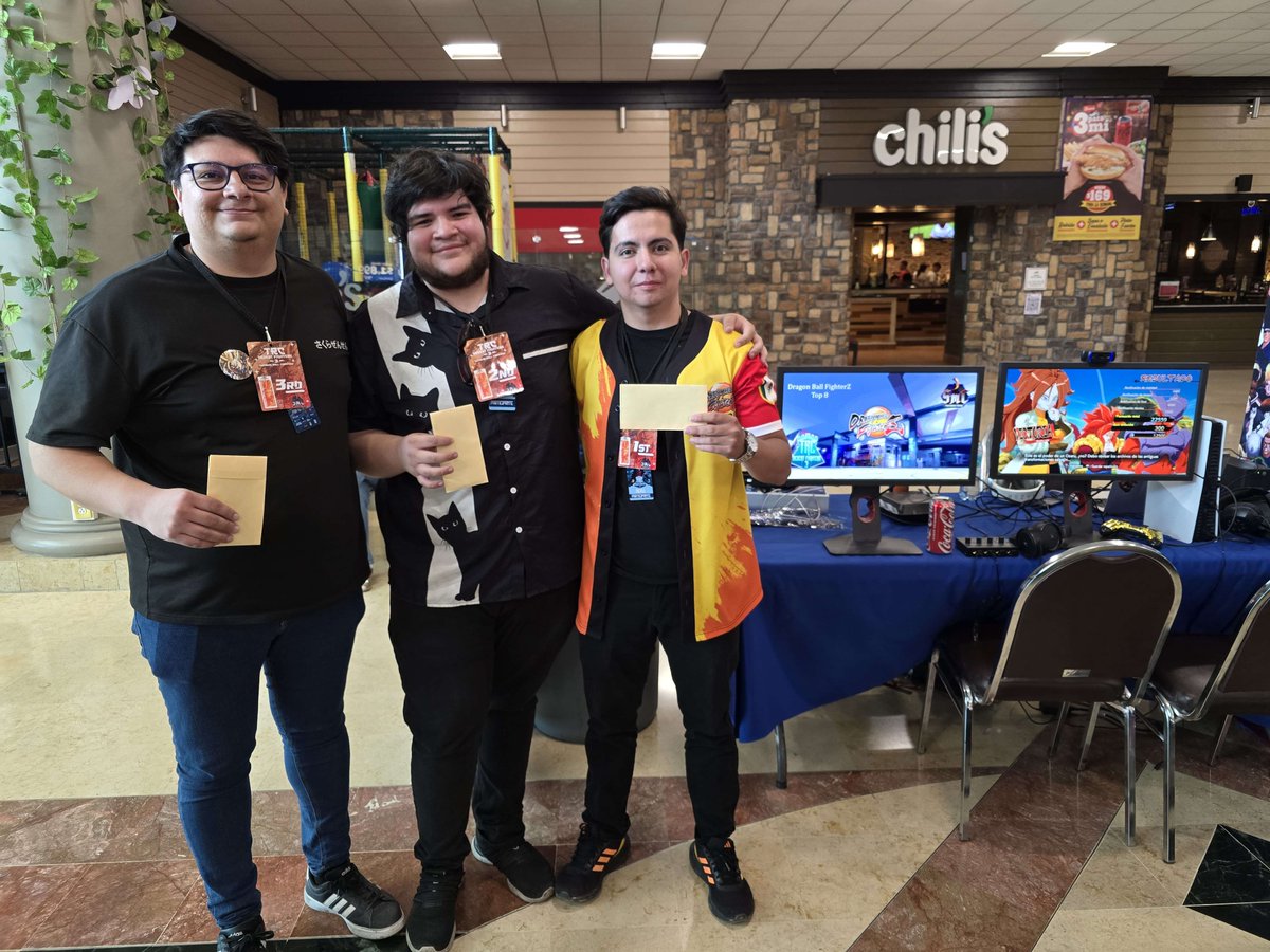 FGCMayCry's tweet image. Muchas felicidades a nuestro top 3 en el side event de Dragon Ball FighterZ en TRC Desert Fighters 3.  

🥇@BT_MT_Neku
🥈@supersnakessj4
🥉@eldeeeuszplay

VOD: youtube.com/watch?v=aCkLPM…