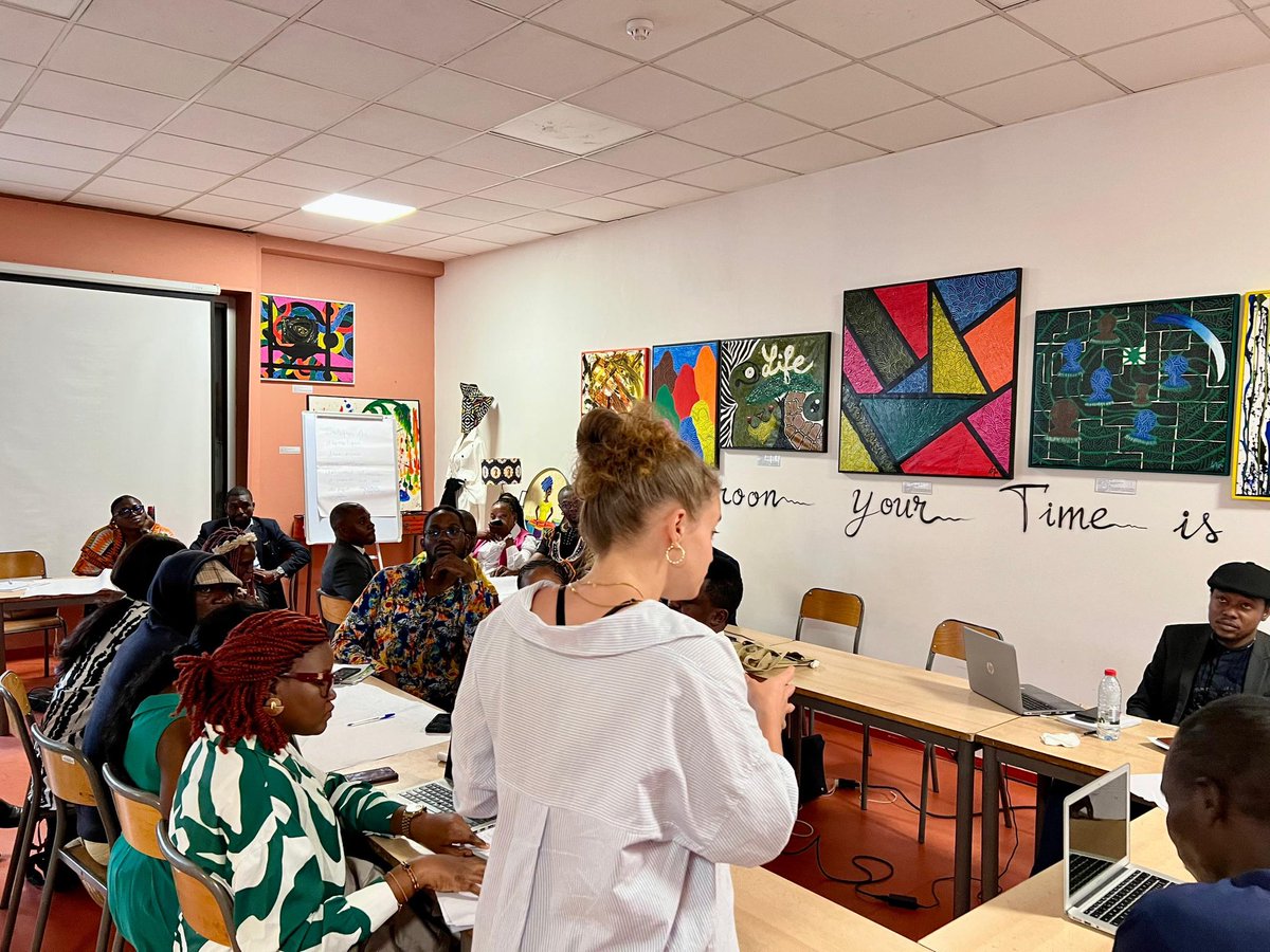 𝐀𝐃𝐈𝐒𝐈-𝐂𝐚𝐦𝐞𝐫𝐨𝐮𝐧 𝐩𝐚𝐫𝐭𝐢𝐜𝐢𝐩𝐞 𝐚̀ 𝐥’𝐚𝐭𝐞𝐥𝐢𝐞𝐫 𝐝𝐞 𝐫𝐞𝐧𝐟𝐨𝐫𝐜𝐞𝐦𝐞𝐧𝐭 𝐝𝐞𝐬 𝐎𝐒𝐂 𝐚̀ 𝐘𝐚𝐨𝐮𝐧𝐝𝐞́.

🗓️ Ce 30 juin 2025, ADISI-Cameroun prend part à l’atelier de renforcement des capacités des Organisations de la Société Civile (OSC), organisé à