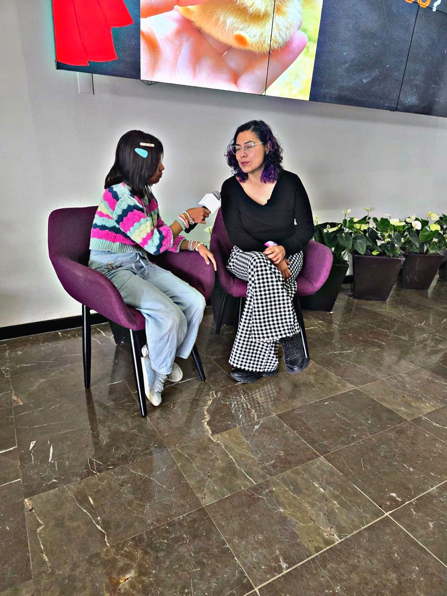 Rita Bell López V (@ritabelllpz) on Twitter photo Niñas y niños estuvieron en <a href="/INEMexico/">@INEMexico</a>, donde conocieron al personal y el estudio de grabación de la Coordinación de Comunicación Social y las actividades que ahí se realizan.
Disfrutamos mucho de su preguntas y todo en lo que participaron 👏🏼 Niñas y niños estuvieron en <a href="/INEMexico/">@INEMexico</a>, donde conocieron al personal y el estudio de grabación de la Coordinación de Comunicación Social y las actividades que ahí se realizan.
Disfrutamos mucho de su preguntas y todo en lo que participaron 👏🏼