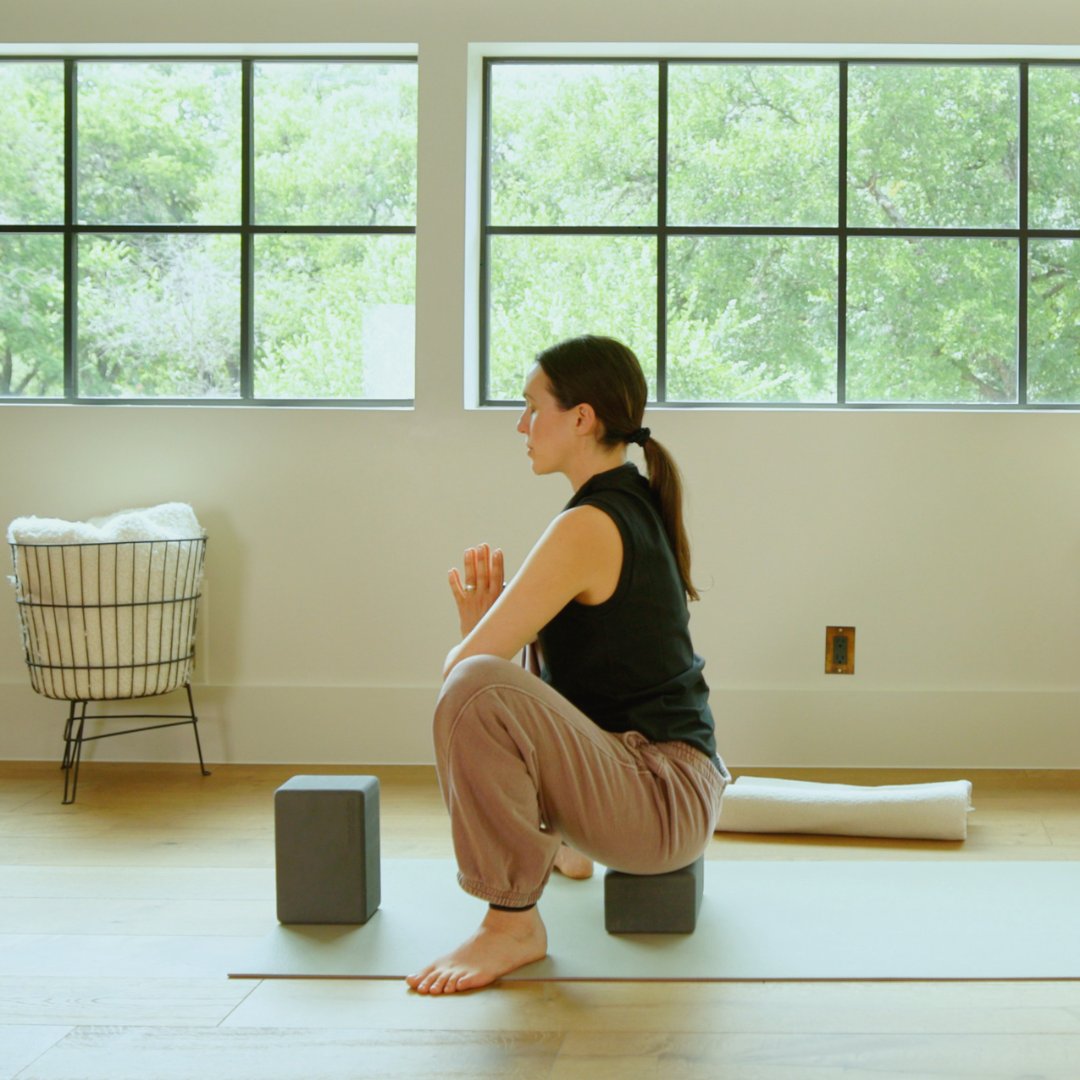 Let go of the day and soften into this session, designed to unravel tension and release what no longer resonates. Try Anytime Unwind at the link below. ❤️
youtu.be/s7ryIG-GQr8?si…