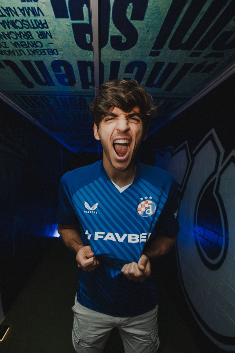 TheCroatian_'s tweet image. Gonzalo Villar:

&quot;I&apos;m technically gifted, I like having the ball at my feet, I’m a hard worker, a leader… Right now I’m in the best phase of my career.&quot;

&quot;I played at a high level in Roma, but I was young. They adored me there, they even wanted to give me Totti’s number ten…