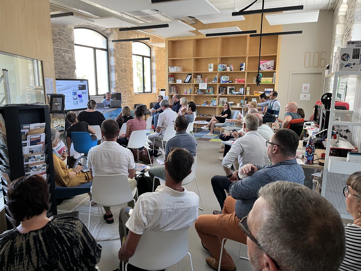 [#Séminaire "Au cœur de la classe" dans le Lot : 
📌lutte contre les déterminismes 
📌innovation pédagogique
📌réseaux éducatifs . 
✅90 acteurs mobilisés pour une école ambitieuse, collaborative et ancrée dans son territoire. #Éducation #AmbitionsPourLeLot #Innovation