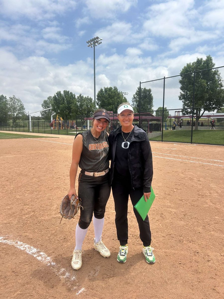 Thank you so much <a href="/OregonSB/">Oregon Softball</a> for the great camp!! Great way to start off Colorado <a href="/DirtdogsVaz2025/">Dirtdogs Vazquez 18 Gold</a>