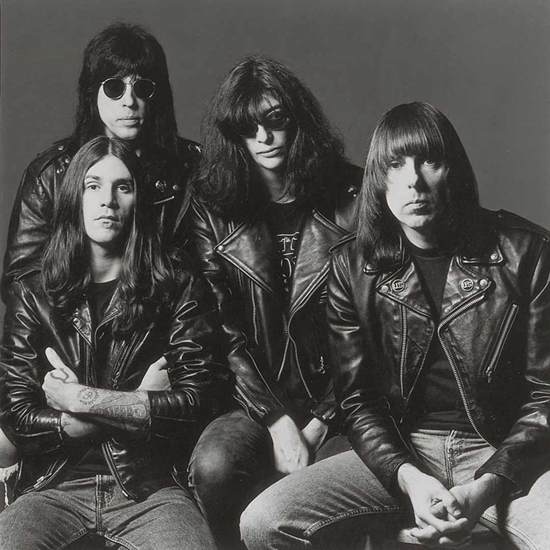 RamonesOfficial's tweet image. Sitting down for Radioactive Records in June 1995.
Photo by Michael Halsband