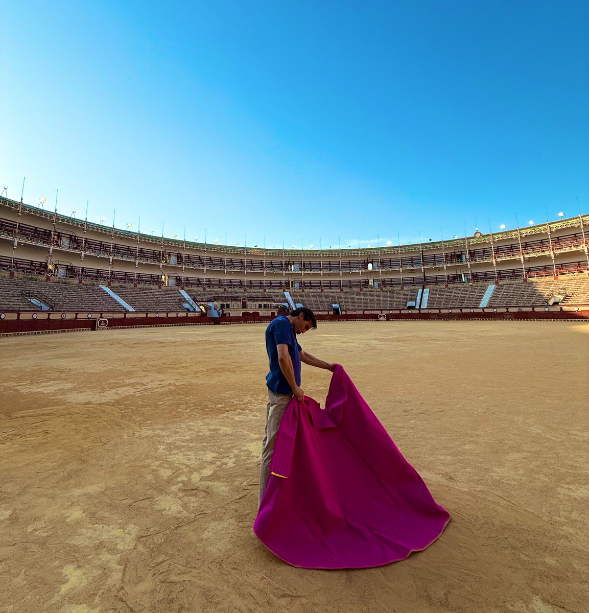 Currino's tweet image. Las tardes de verano