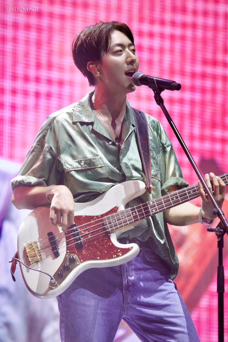 250628 서울파크뮤직페스티벌

너무 너무 너무 너무 멋지고 좋아 ︎︎⋆⸜♡⸝‍⋆

#CNBLUE #이정신 #leejungshin