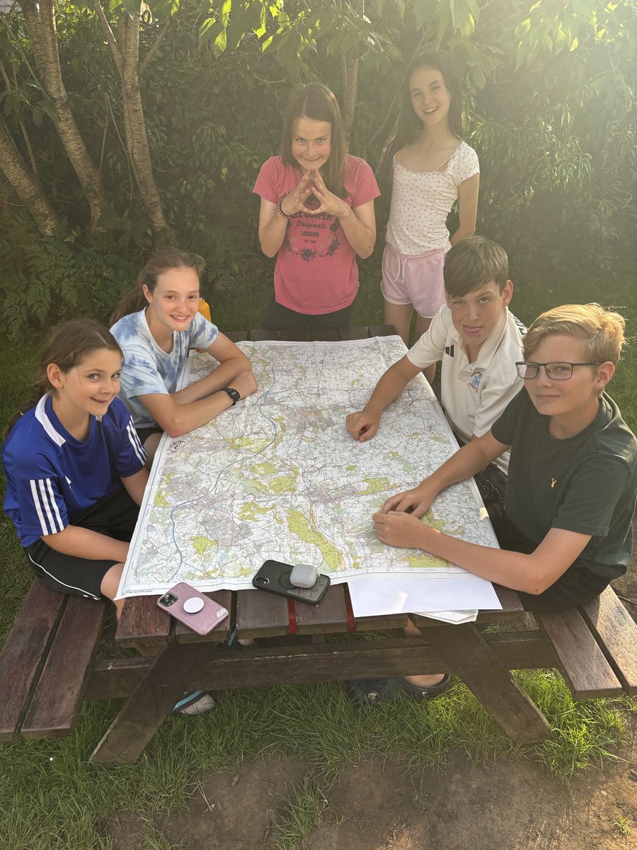 RGS_CCF's tweet image. After a long journey up to Yorkshire Dales we’ve made it to the very welcoming @YHAMalham! First activity - Nav Skill Refresher! #TriService #AdventurousTraining #Sun #Fun 