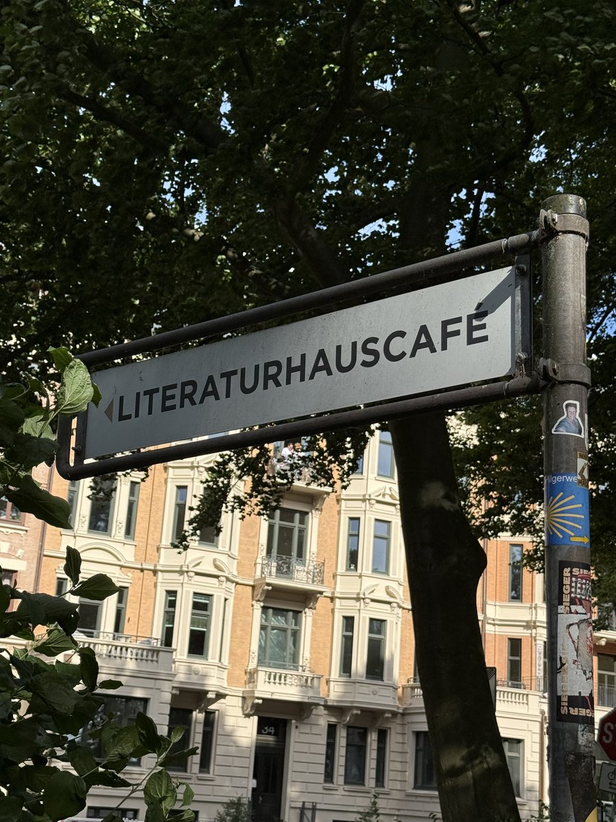 TripFiction's tweet photo. #TeamTF in #hamburg
Visualising some of the settings in author Simone Buchholz’s gritty novels set in the city, published by @OrendaBooks https://t.co/TP0wSQkGPg