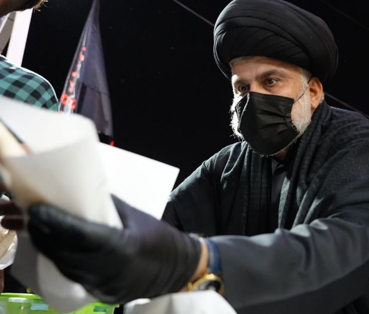 #يزيد_سيد_الفساد
من الارشيف 

ومضة
قسماً بدمائك يا حيدر
وبشبلك محزوز المنحر..
تالله لا يحكم فينا ( الفاسد )
ومثلي لا يبايع ( الفساد )
أفلا من ناصر ينصرنا !؟
١٠  محرم الحرام  ١٤٤٤
حفيد الإمام الحسين
مقتدى الصدر