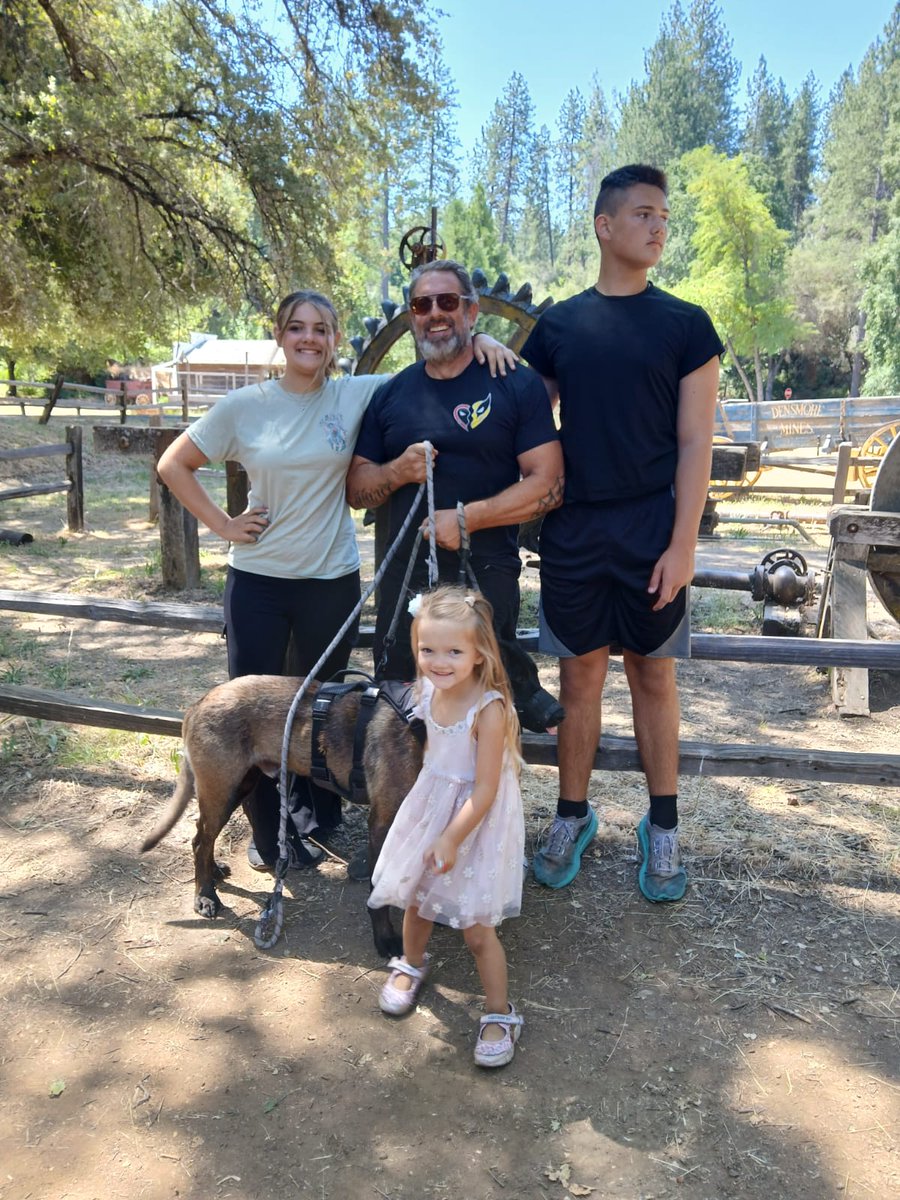 RaisingBane's tweet image. The 14yr, 12yr and 4yr olds sure are making Dad (6ft) look small!  Who can help find COOL size 17 shoes for this boy?!