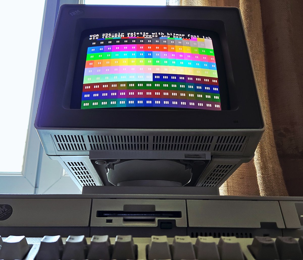 The entire VGA 256 Color Palette