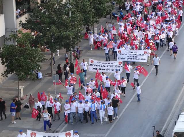 Undo35Tr's tweet photo. #AstsubaylarUnutmayacak
Astsubay meslek kanunu
Okul kaynağının lisans seviyesine çıkarılması
Tsk Sınıf Okularının MSÜ’ye bağlanması
Astsubay makam tazminatı
Astsubay görev tazminatı
Astsubay yaşhaddi kadrosuzluk tazminatı
Tsk Sağlık malüllüğü tazminatı
Bekliyor
@GundemSensin https://t.co/5uqXH0Cnm8