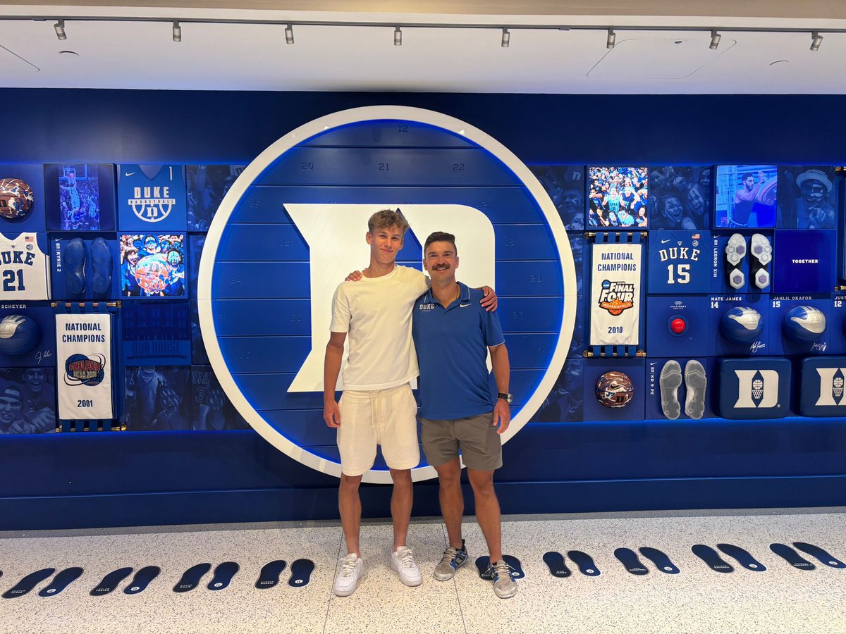 ParsaBombs's tweet image. Following his official visit last week, 🇨🇿 Jakub Smejcky (UTR 12.48) has verbally committed to @DukeMTEN and will join the Blue Devils for the fall of 2026. The 17-year-old has an ITF juniors career-high ranking of #121, winning three singles and five doubles titles.