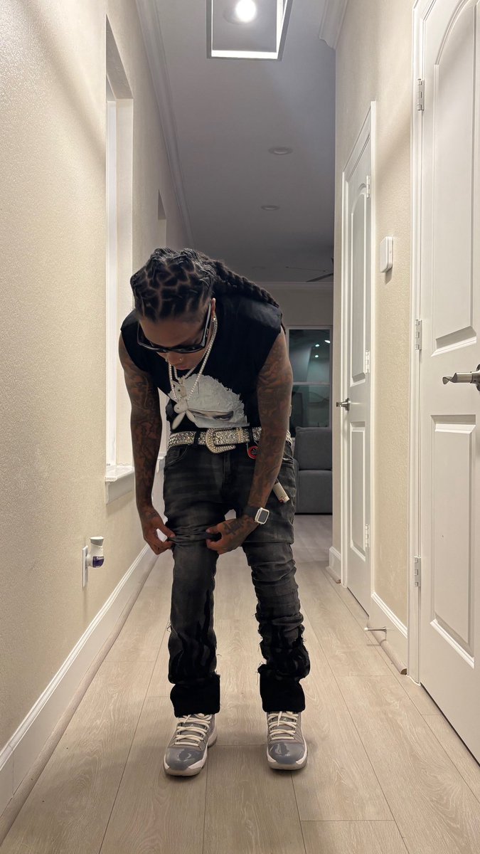 thats_daidai's tweet photo. Turnt up young nigga , I’m the most 🤝🏽. https://t.co/nPUyQ3HIwa