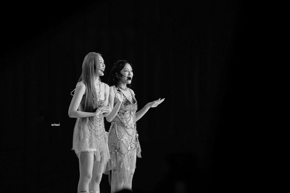 👏🏻👯‍♀️

JUNEMEWNICH DREAM BLOSSOM D2
#BBFanFestD2 #Junewanwimol #Mewnich
#จูนมิวนิค #JuneMewnich