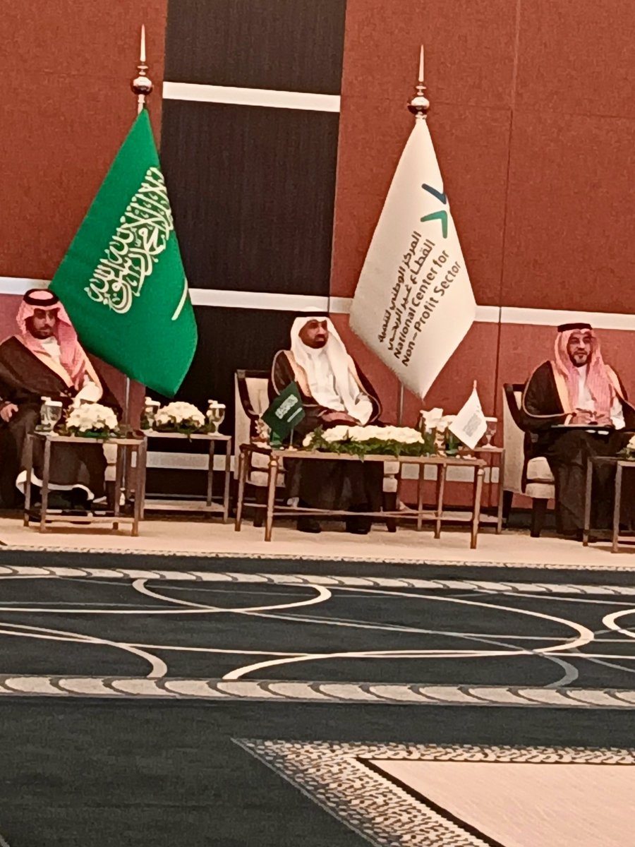 j_alkur's tweet photo. لقاء قادة منظمات القطاع غير الربحي في منطقة تبوك  مع معالي وزير الموارد البشريه والتنمية الاجتماعيه.
ظهر هذا اليوم الاثنين بقاعة الجنادرية بفندق جراند ميلينيوم بمدينة تبوك.
@HRSD_SA https://t.co/80REACJPgD