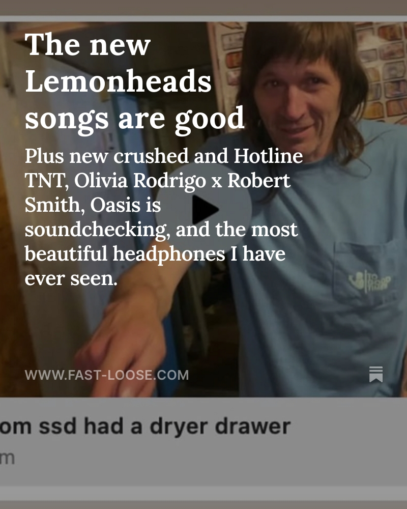 yasisalek's tweet image. new Fast & Loose in your inboxes now (I meant to send it early this morning but I had to wait for my brother to wake up to make the header because I don't know how to use the computer) xo