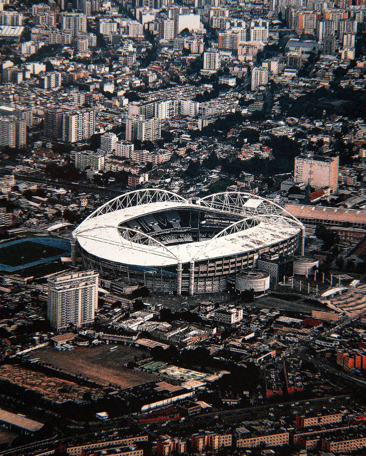 🏟️🥳 | O Estádio Nilton Santos está completando 18 anos hoje.

A casa do Botafogo de Futebol e Regatas.