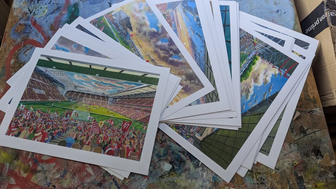 JKMartwork's tweet image. With it being payday , can I interest you in a 3 print deal, that's any stadium prints or shirts prints as a #3printdeal all for just £40 a3 or £25 for 3 A4 size prints, or I can do single A4 prints for just a tenner 

Who's your team ? Over 300 in stock 

#pleasehelp #everyone