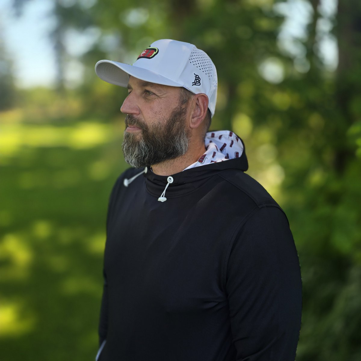 🧨@swanniesgolf dynamite hoodies are here!🧨😎

Black only - sizes Small through 2XL available.

#thehomecourse #wagolf #newgear #hoodies #dynamite #customhoodies