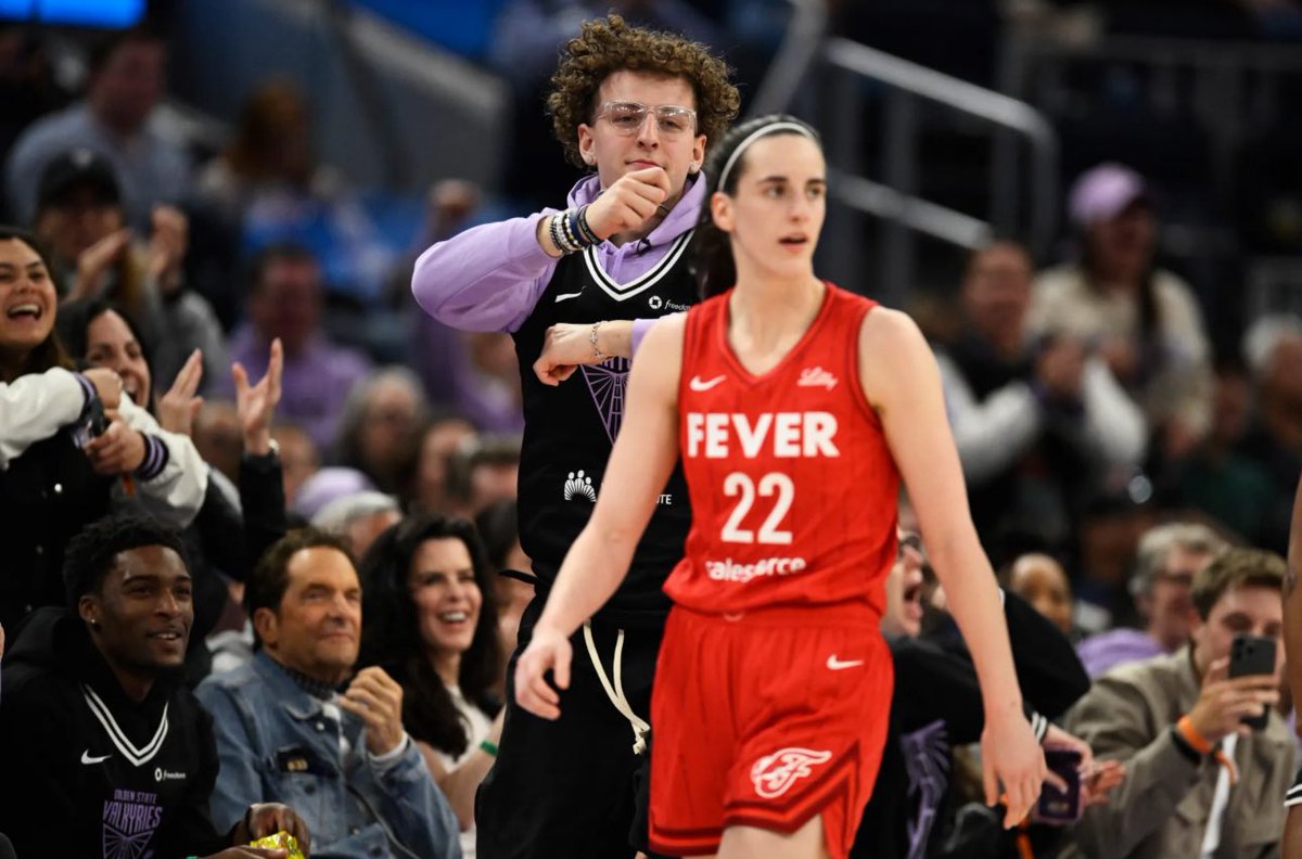 Valkyries Report (@valkyriesreport) on Twitter photo Brandin Podziemski <a href="/brandinpodziem2/">Brandin Podziemski</a> isn’t just repping the Valkyries from courtside—he’s part of the foundation. 🗣️
🔮 Called for Veronica Burton pre-expansion draft
🔥 Celebrates like Steph
💯 Said we’ve got a team “with something to prove”—and that’s the scariest kind
This Brandin Podziemski <a href="/brandinpodziem2/">Brandin Podziemski</a> isn’t just repping the Valkyries from courtside—he’s part of the foundation. 🗣️
🔮 Called for Veronica Burton pre-expansion draft
🔥 Celebrates like Steph
💯 Said we’ve got a team “with something to prove”—and that’s the scariest kind
This