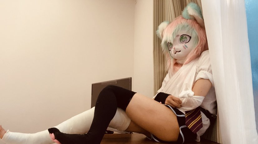 🩼🩻

#kigurumi #castfetish