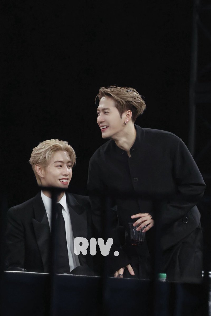 รอยยิ้มมาร์คตอนแจ็คสันเดินเข้าไปหา ฮียิ้มสดใส น่ารักมาก🥹

#MarkTuan #Jacksonwang