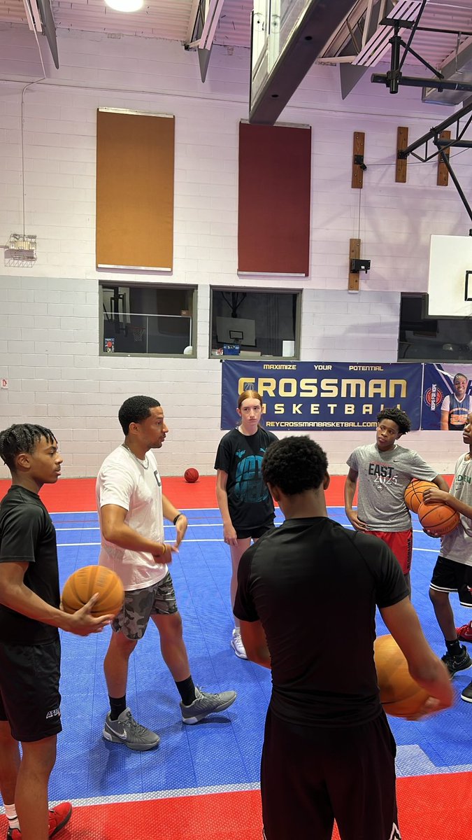 Rey Crossman Basketball tweet media