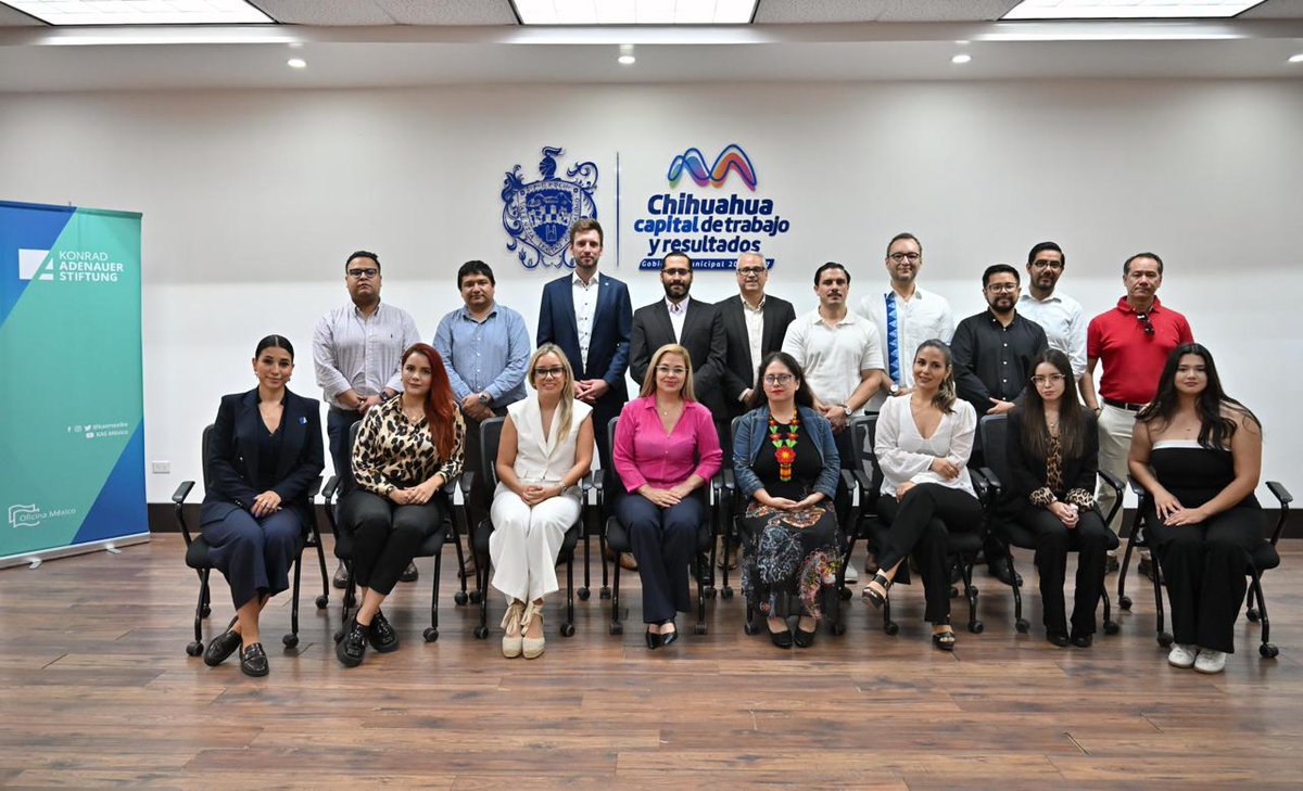 kasmexiko's tweet image. Concluimos el Taller de Alineación y Coordinación Institucional en @chihuahuampio.
Agradecemos la participación activa de todos los sectores y la guía de Monserrat Iglesias para fortalecer los proyectos, propuestas y necesidades de los sectores privado, académico y social.