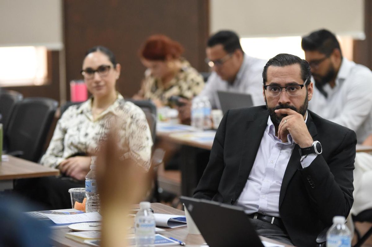 kasmexiko's tweet image. Concluimos el Taller de Alineación y Coordinación Institucional en @chihuahuampio.
Agradecemos la participación activa de todos los sectores y la guía de Monserrat Iglesias para fortalecer los proyectos, propuestas y necesidades de los sectores privado, académico y social.