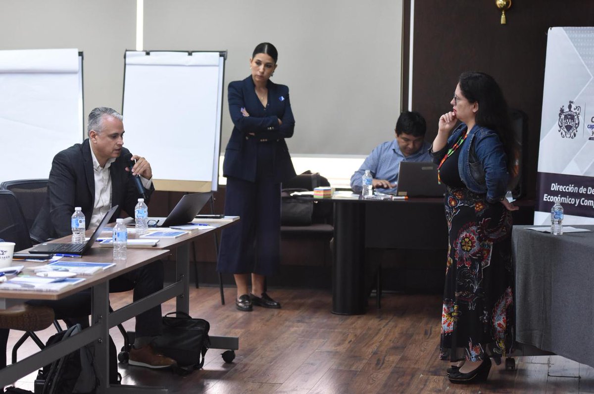 kasmexiko's tweet image. Concluimos el Taller de Alineación y Coordinación Institucional en @chihuahuampio.
Agradecemos la participación activa de todos los sectores y la guía de Monserrat Iglesias para fortalecer los proyectos, propuestas y necesidades de los sectores privado, académico y social.