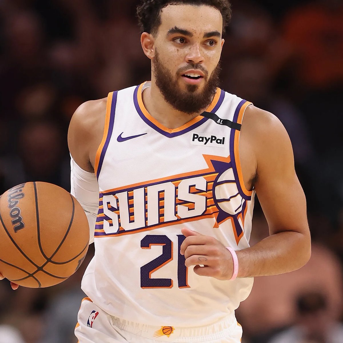 Triplo-duplo | NBA 🏀 (@duplo_trip72593) on Twitter photo Segundo o insider da NBA (<a href="/ShamsCharania/">Shams Charania</a> ), o armador agente livre Tyus Jones fechou um contrato de um ano e US$ 7 milhões com o Orlando Magic.
#NBA #NBANews #nbafreeagency2025 Segundo o insider da NBA (<a href="/ShamsCharania/">Shams Charania</a> ), o armador agente livre Tyus Jones fechou um contrato de um ano e US$ 7 milhões com o Orlando Magic.
#NBA #NBANews #nbafreeagency2025