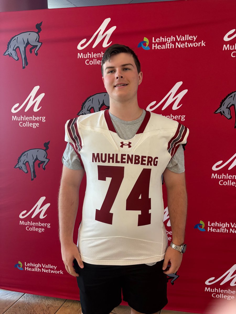 JacobUrbanDavis's tweet image. Had a great time and learned a lot at the Muhlenberg Offensive Line Clinic Today.
Thanks for having me Coach Milne @DigInMules