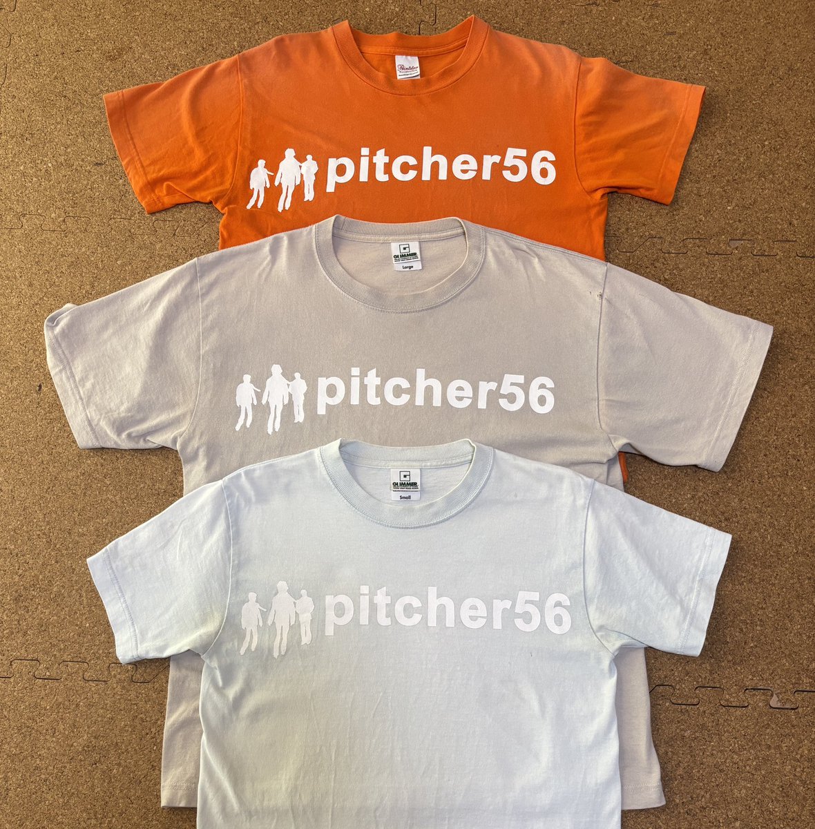 pitcher56_ofc's tweet image. This pitcher56 T-shirt was made 20 years ago.
We only sold 50 of them.
Even though I’ve worn them a lot over the years, these three are still going strong.
If you have one, take good care of it — it’s a rare piece now! 😁